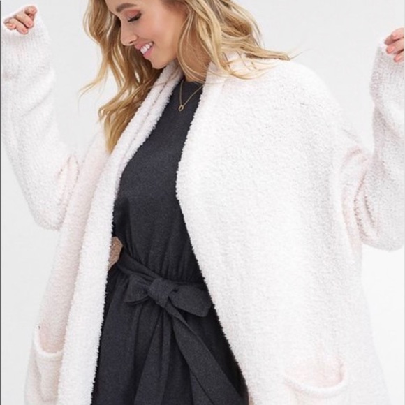 Soft Shearling Cardigan - Picture 4 of 8